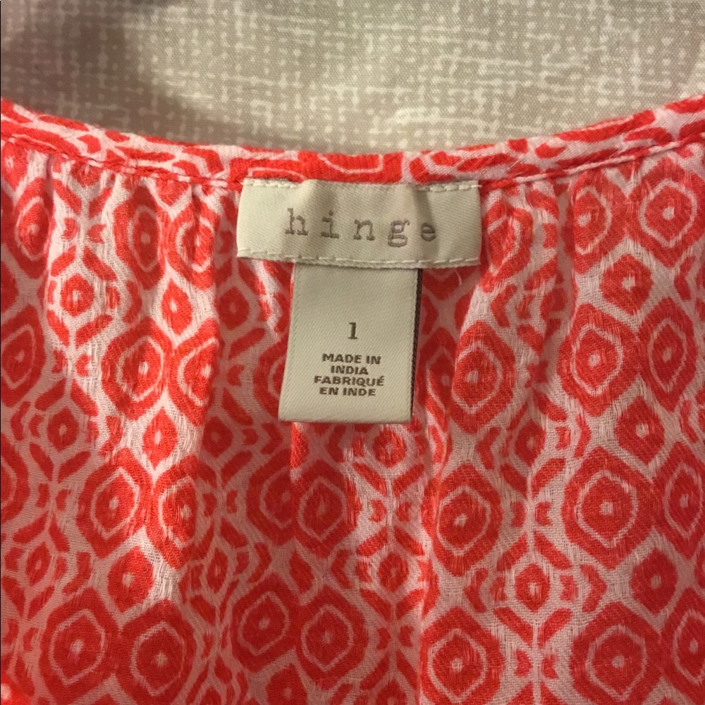 Beautiful Top! - Picture 3 of 3